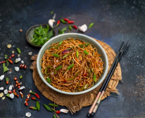 Veg Chilly Garlic Noodles